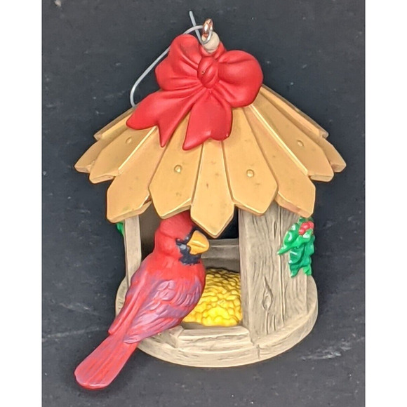 Hallmark Keepsake Ornament WINTERTIME TREAT Christmas Cardinal 1999 Vintage - Picture 2 of 6